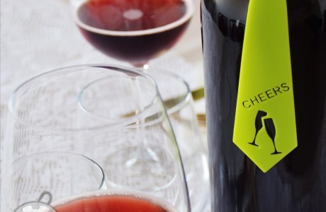 תווית לבקבוק יין- Cheers