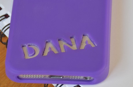 כיסוי לטלפון IPHONE 4 בצבע סגול