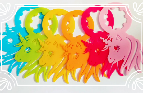 תווית לבקבוק מים עם חד קרן